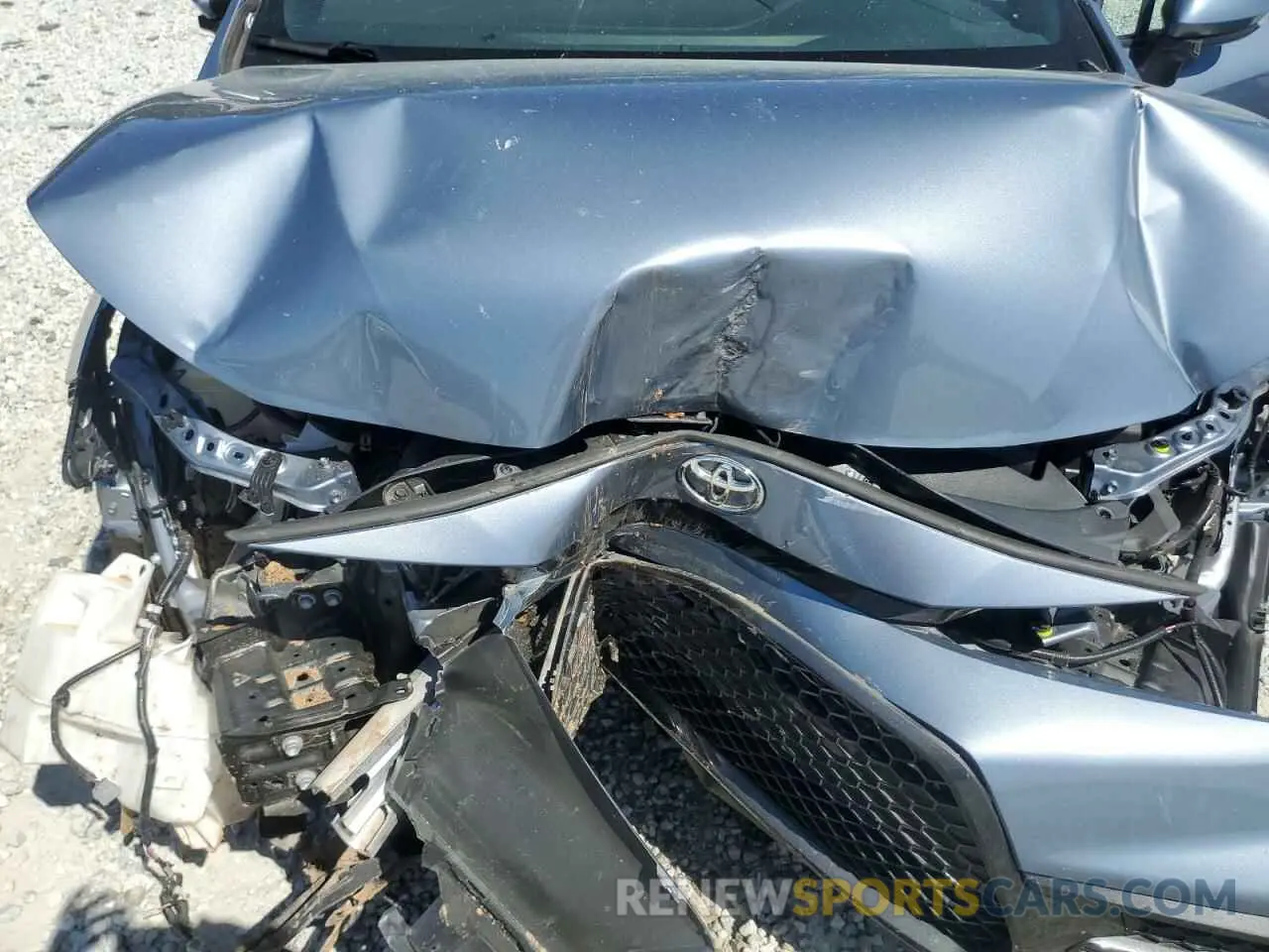 12 Photograph of a damaged car 5YFS4RCE2LP040065 TOYOTA COROLLA 2020