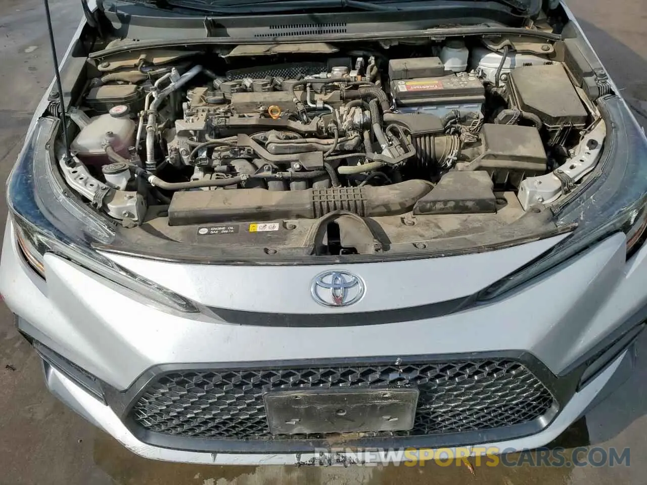 11 Photograph of a damaged car 5YFS4RCE2LP052586 TOYOTA COROLLA 2020