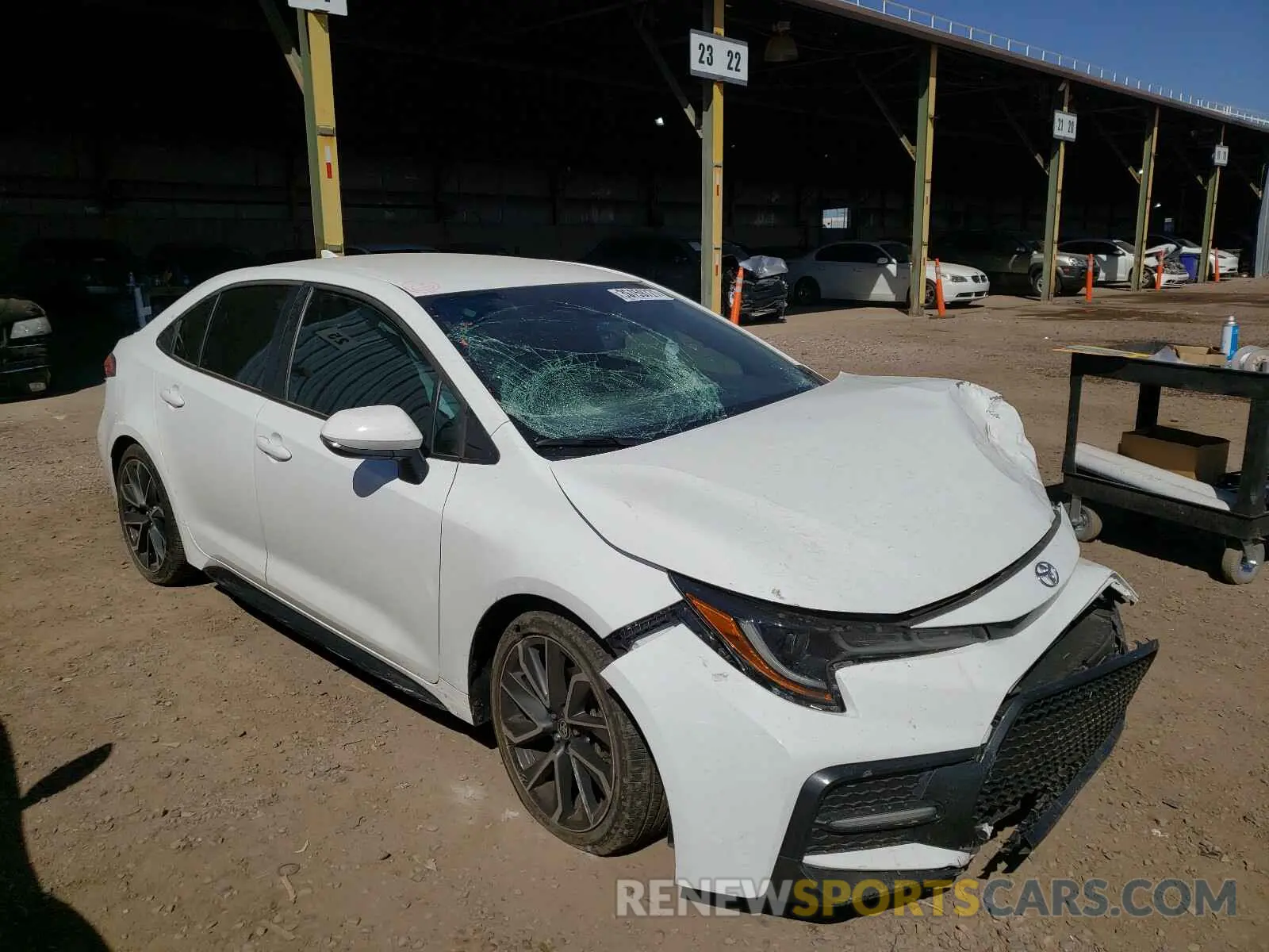 1 Photograph of a damaged car 5YFS4RCE3LP024120 TOYOTA COROLLA 2020