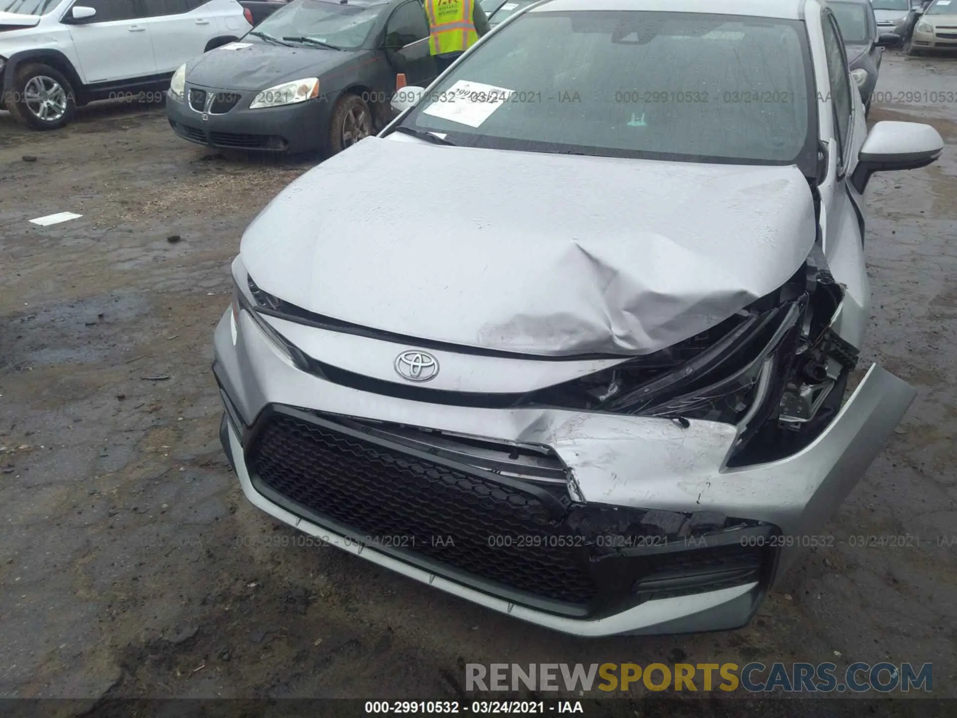 12 Photograph of a damaged car 5YFS4RCE3LP026966 TOYOTA COROLLA 2020