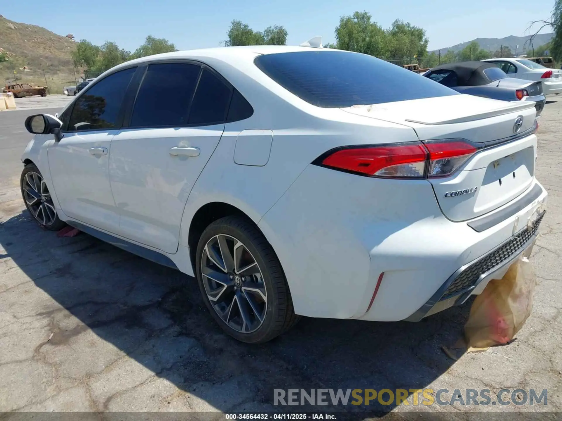 3 Фотография поврежденного автомобиля 5YFS4RCE3LP046988 TOYOTA COROLLA 2020