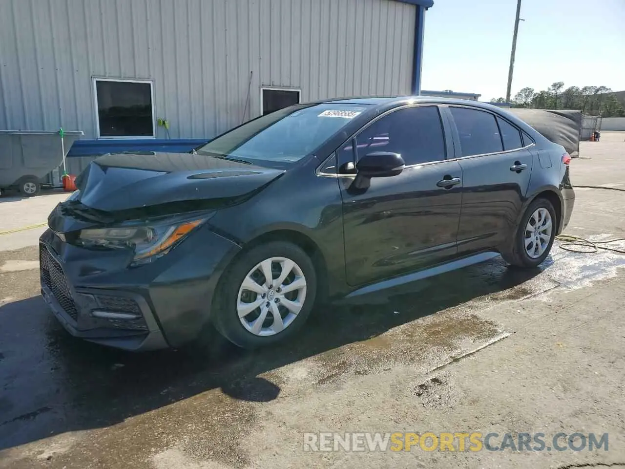 1 Photograph of a damaged car 5YFS4RCE3LP047462 TOYOTA COROLLA 2020