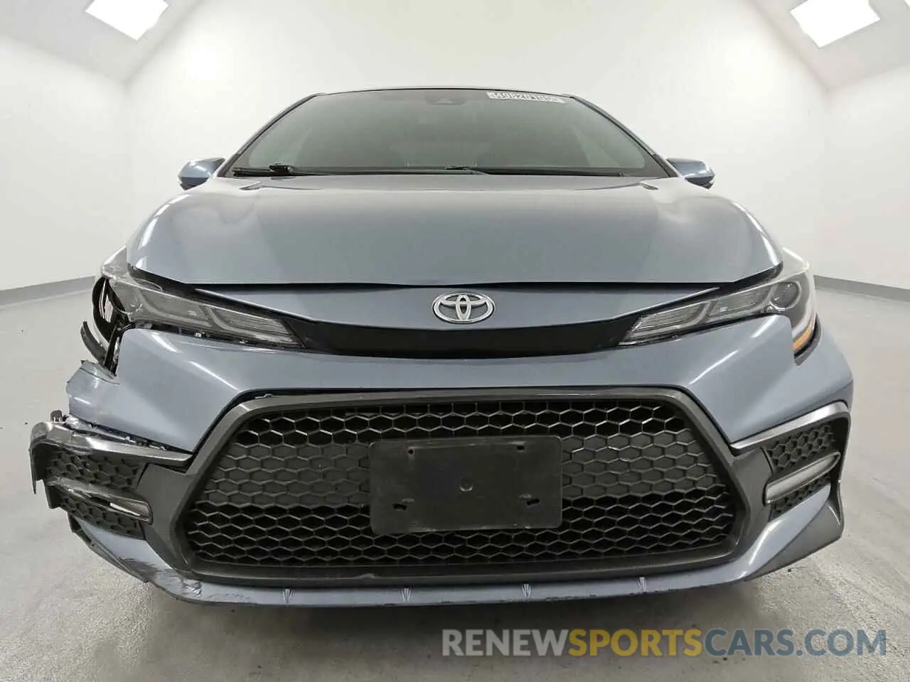 5 Photograph of a damaged car 5YFS4RCE3LP051558 TOYOTA COROLLA 2020