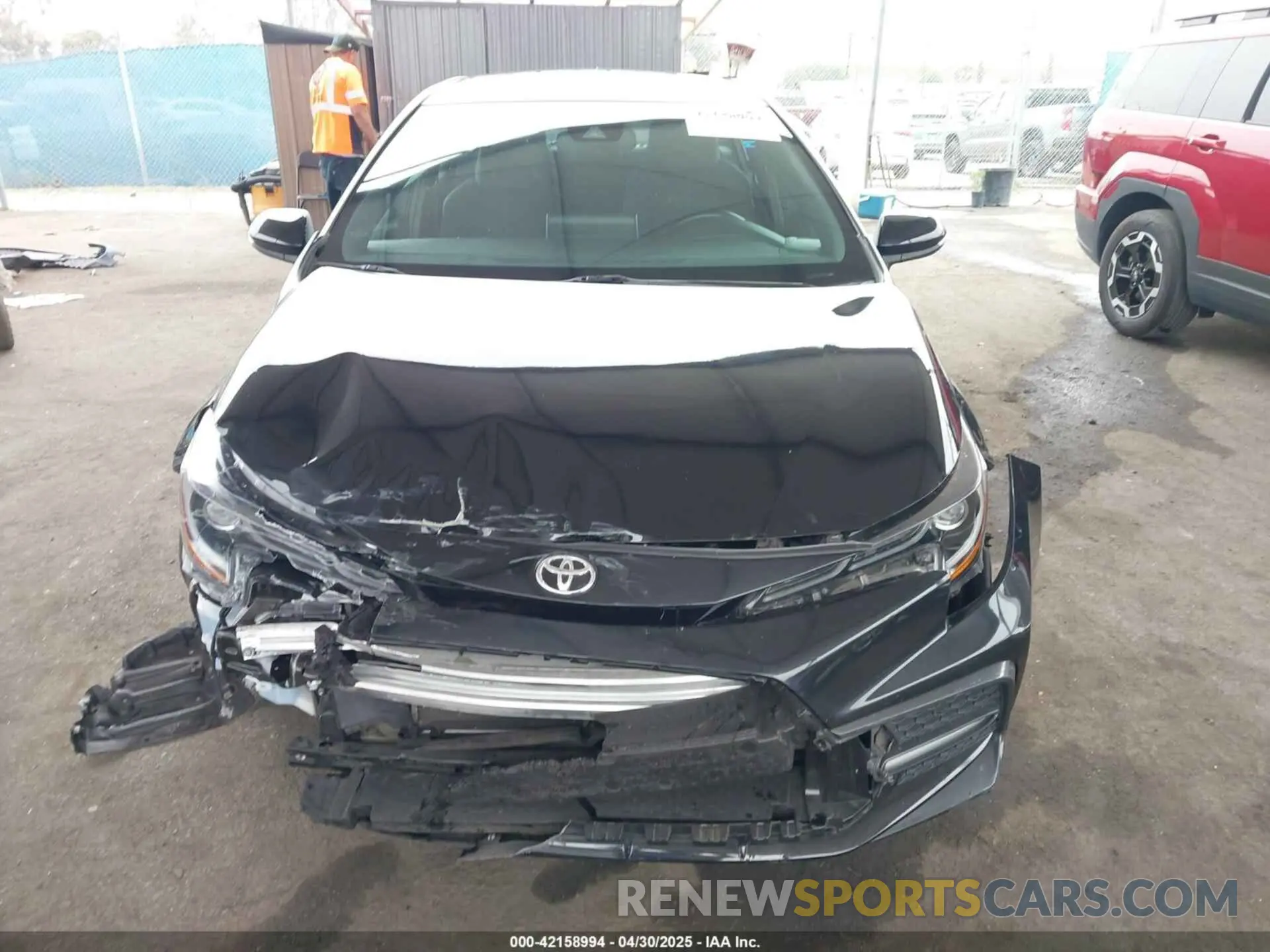 13 Photograph of a damaged car 5YFS4RCE4LP003857 TOYOTA COROLLA 2020