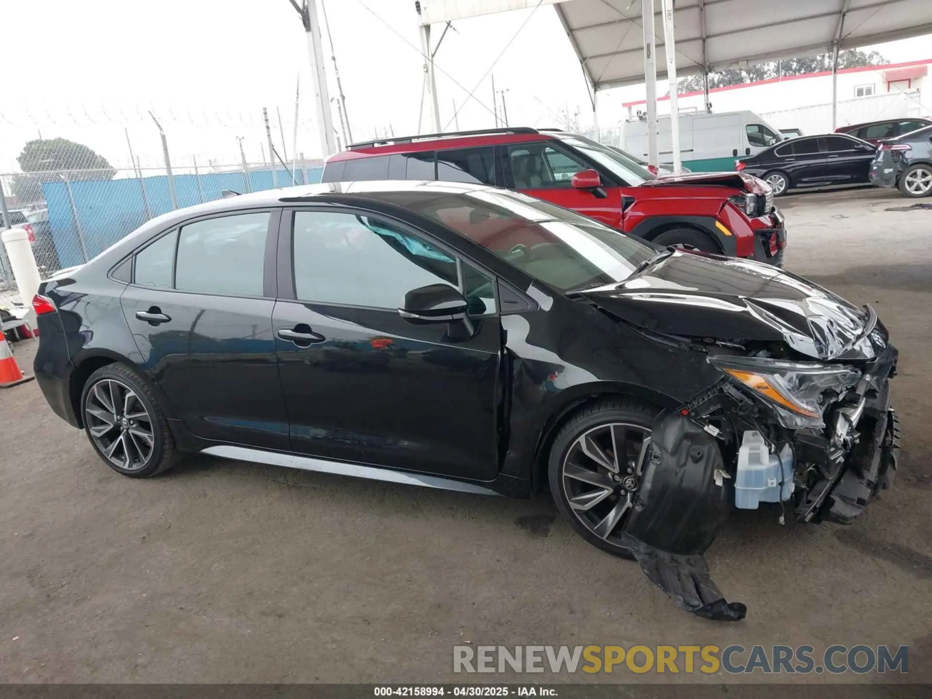 14 Photograph of a damaged car 5YFS4RCE4LP003857 TOYOTA COROLLA 2020