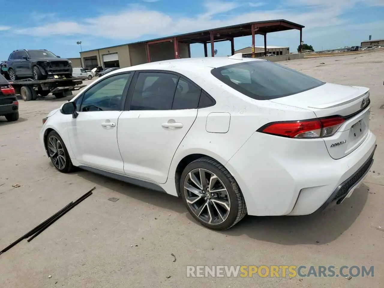 2 Photograph of a damaged car 5YFS4RCE4LP016060 TOYOTA COROLLA 2020