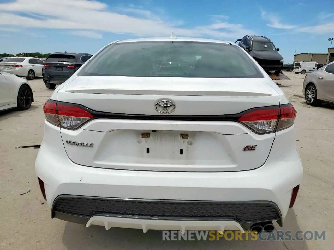 6 Photograph of a damaged car 5YFS4RCE4LP016060 TOYOTA COROLLA 2020