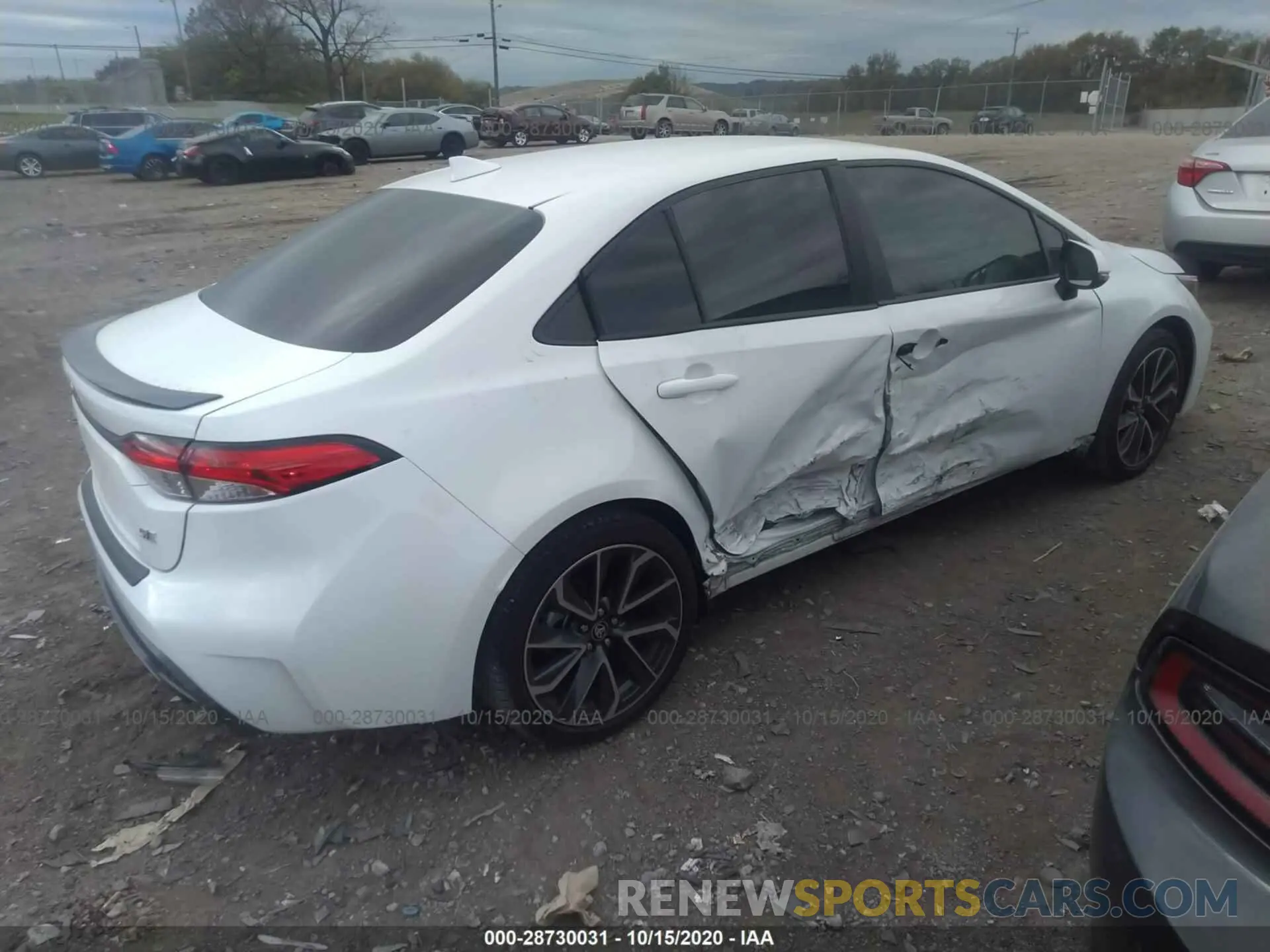 4 Photograph of a damaged car 5YFS4RCE4LP022957 TOYOTA COROLLA 2020