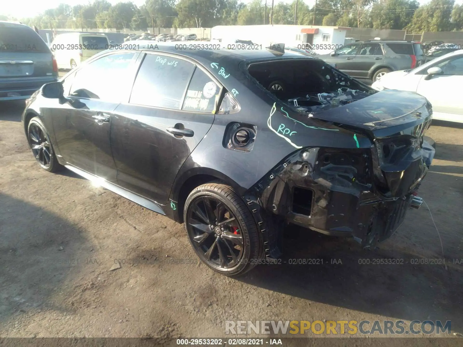 3 Photograph of a damaged car 5YFS4RCE4LP039788 TOYOTA COROLLA 2020