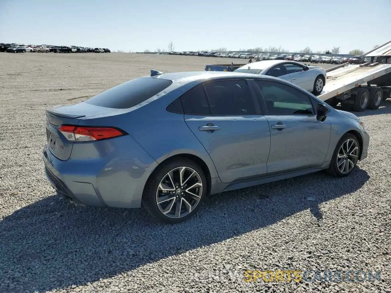 3 Фотография поврежденного автомобиля 5YFS4RCE4LP042156 TOYOTA COROLLA 2020