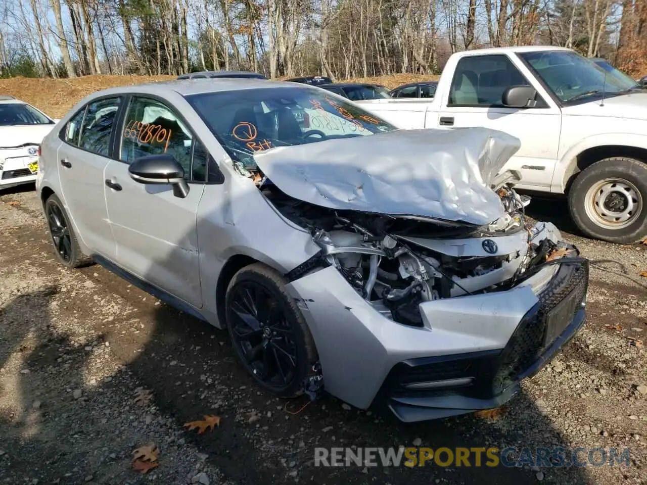 1 Photograph of a damaged car 5YFS4RCE4LP042674 TOYOTA COROLLA 2020