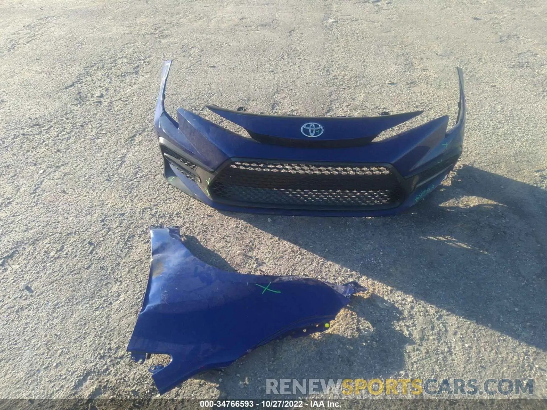 12 Photograph of a damaged car 5YFS4RCE4LP053416 TOYOTA COROLLA 2020