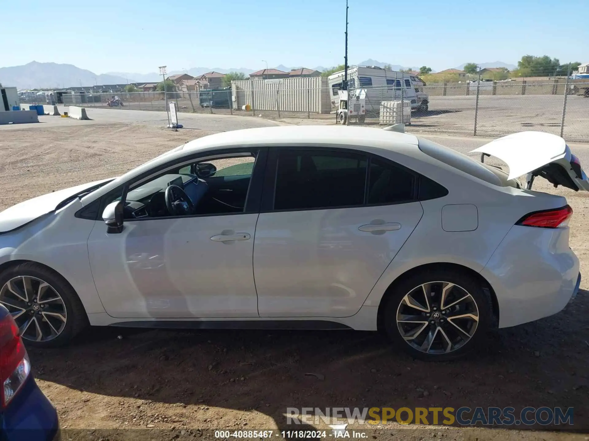 14 Photograph of a damaged car 5YFS4RCE4LP055120 TOYOTA COROLLA 2020