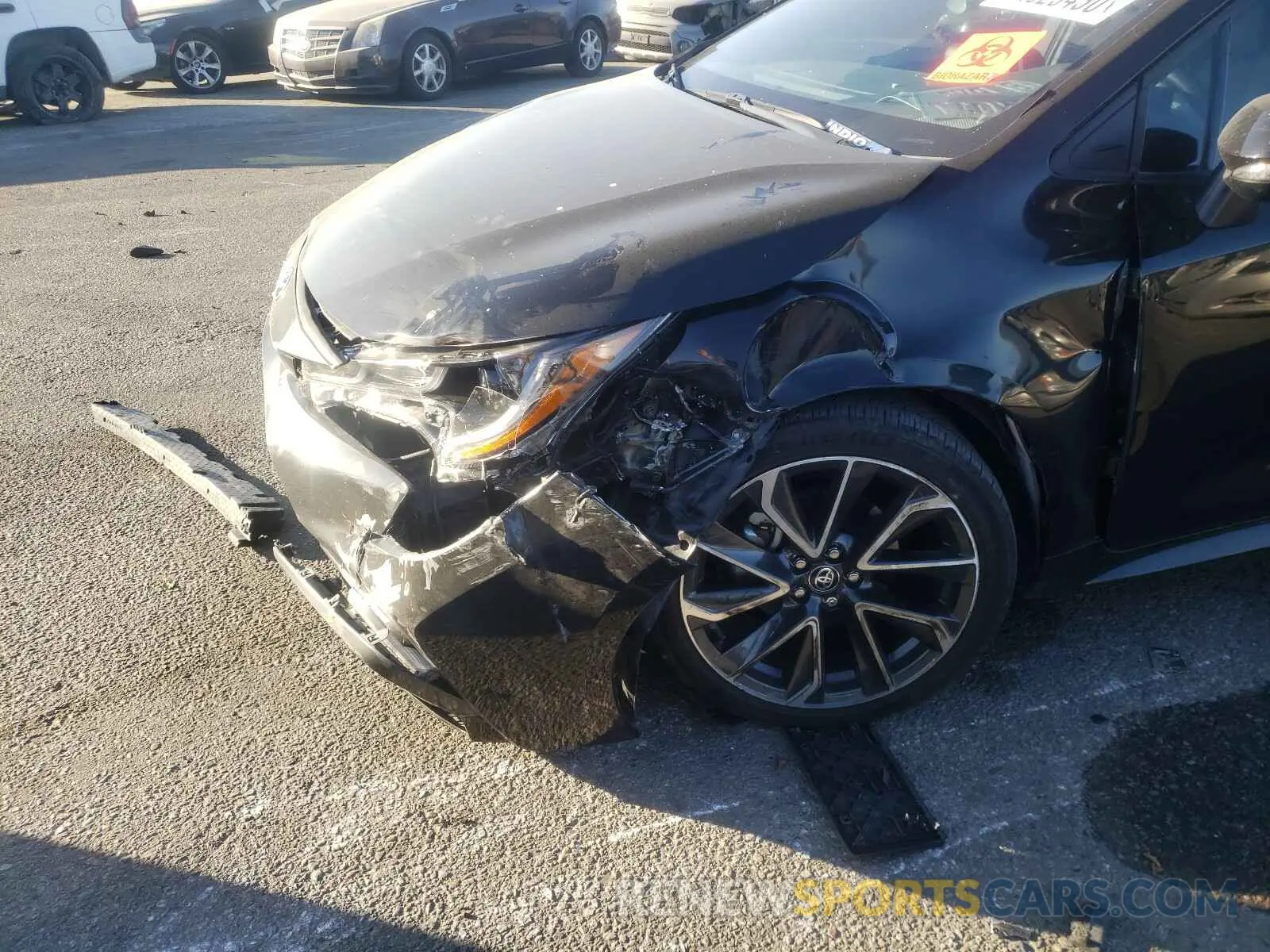 9 Photograph of a damaged car 5YFS4RCE5LP016813 TOYOTA COROLLA 2020