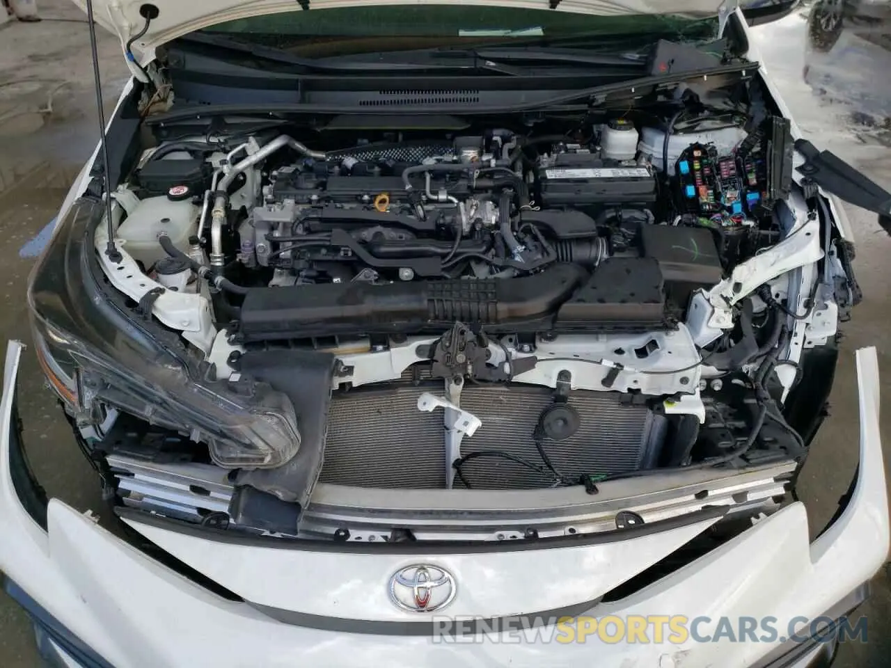7 Photograph of a damaged car 5YFS4RCE5LP023020 TOYOTA COROLLA 2020
