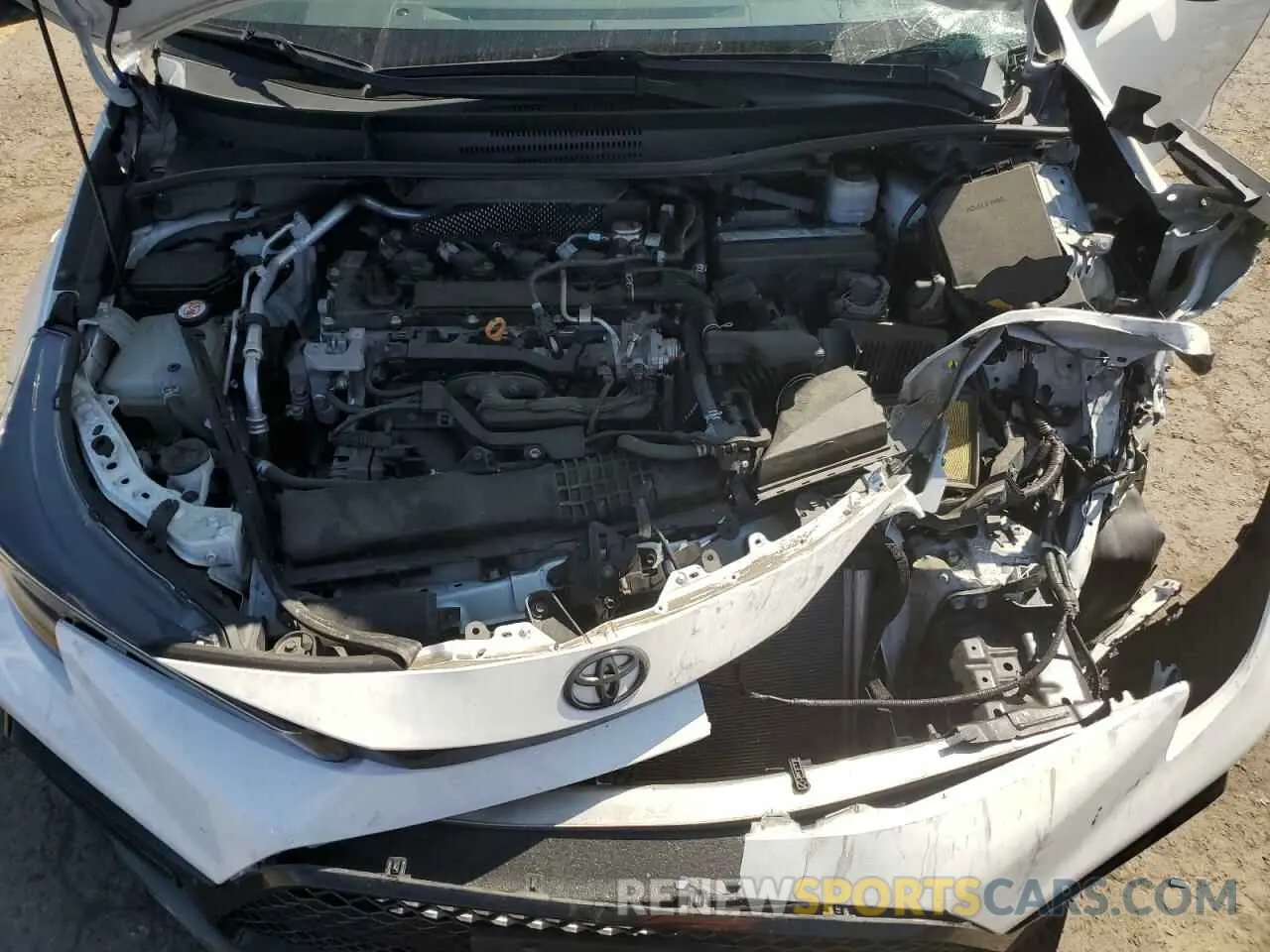 11 Photograph of a damaged car 5YFS4RCE5LP032395 TOYOTA COROLLA 2020