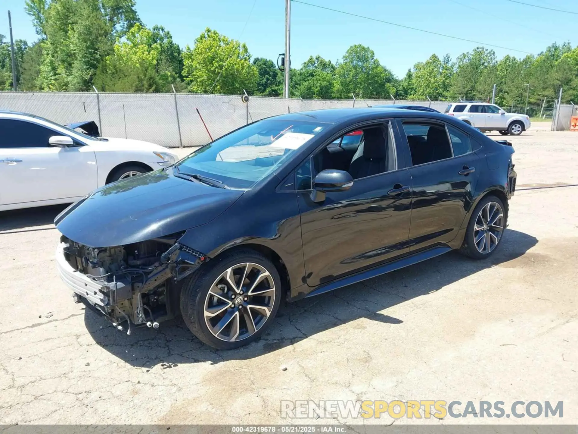 2 Photograph of a damaged car 5YFS4RCE5LP040822 TOYOTA COROLLA 2020