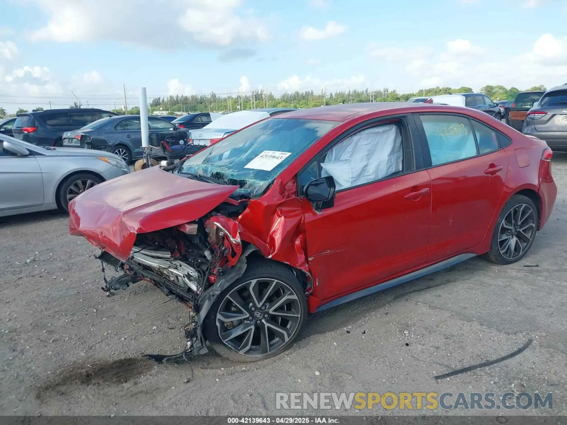 2 Photograph of a damaged car 5YFS4RCE5LP041534 TOYOTA COROLLA 2020