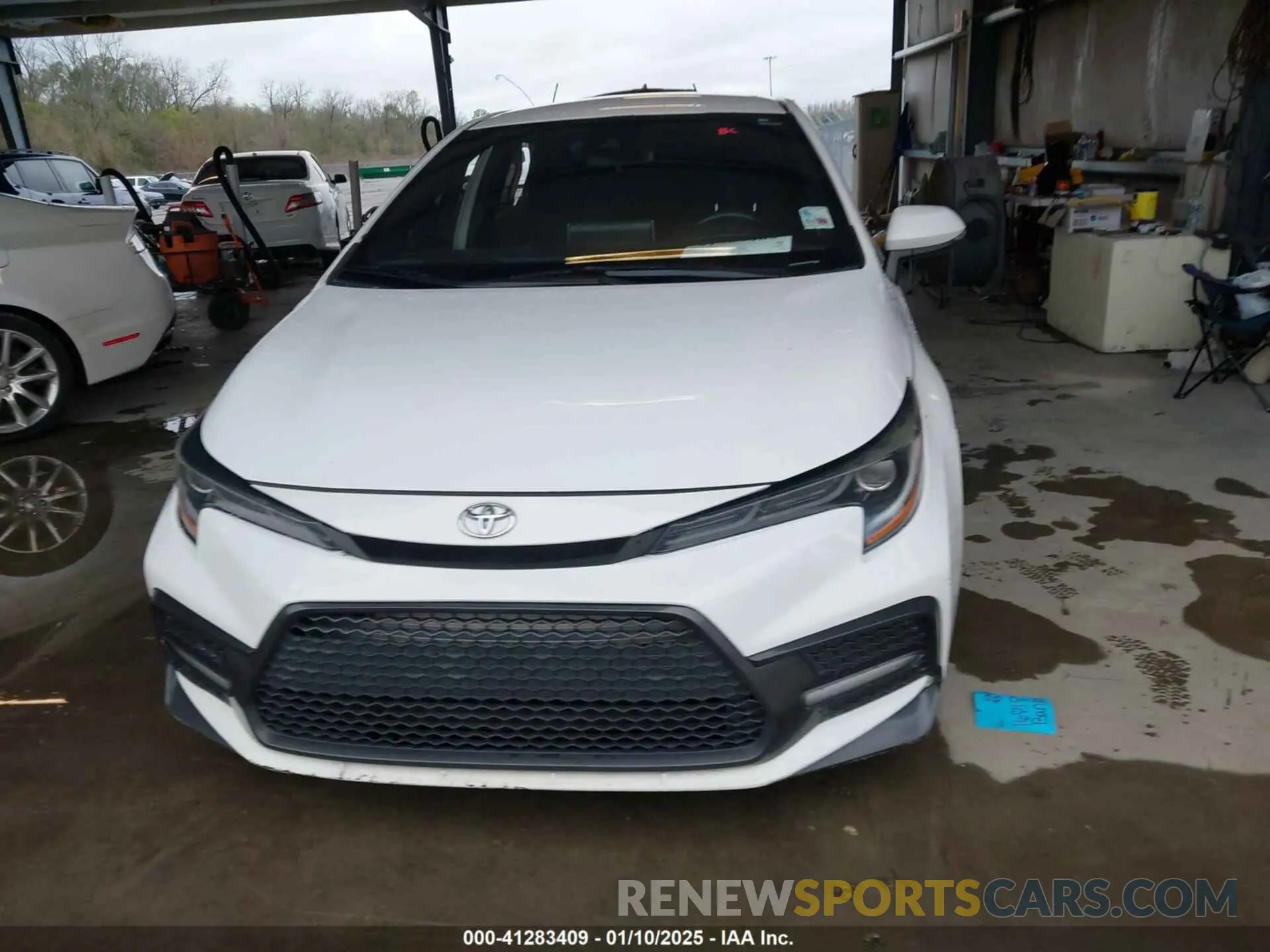 12 Photograph of a damaged car 5YFS4RCE5LP043199 TOYOTA COROLLA 2020