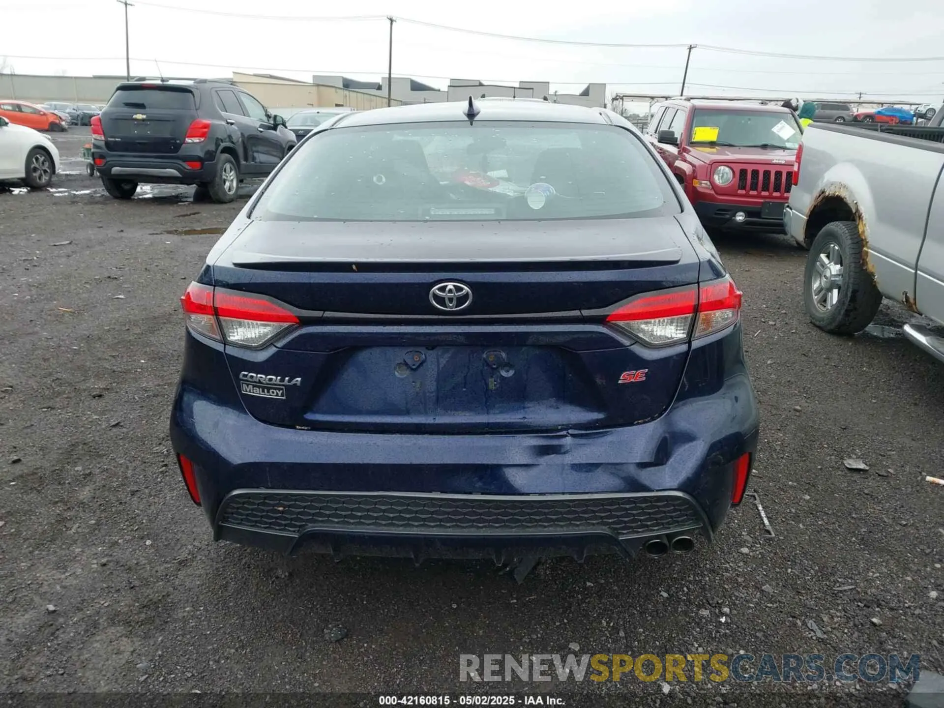 16 Photograph of a damaged car 5YFS4RCE5LP050475 TOYOTA COROLLA 2020