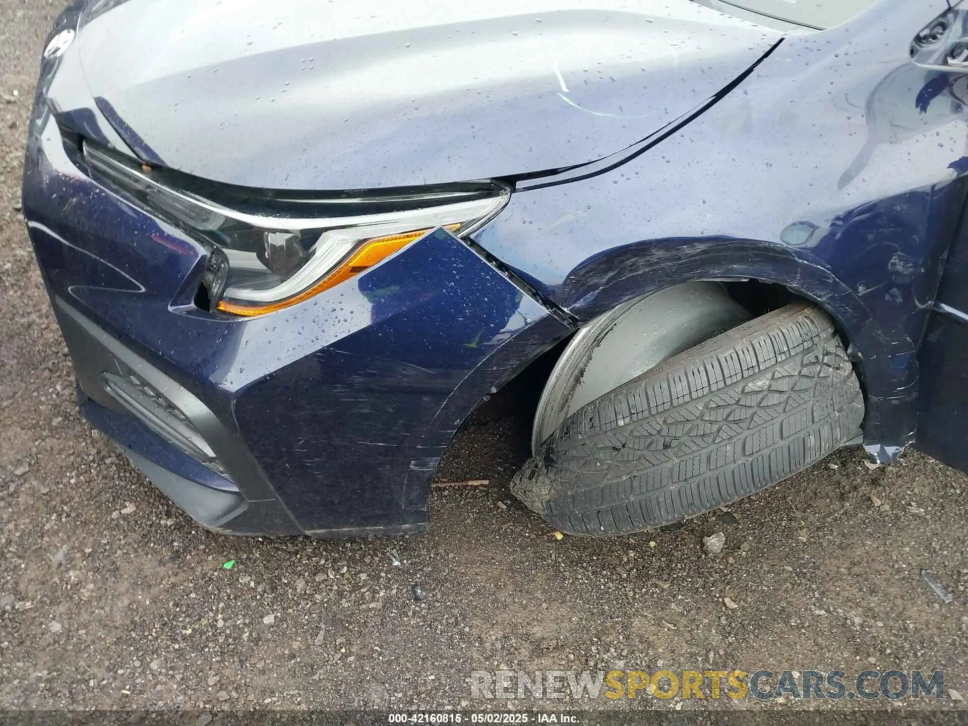 6 Photograph of a damaged car 5YFS4RCE5LP050475 TOYOTA COROLLA 2020