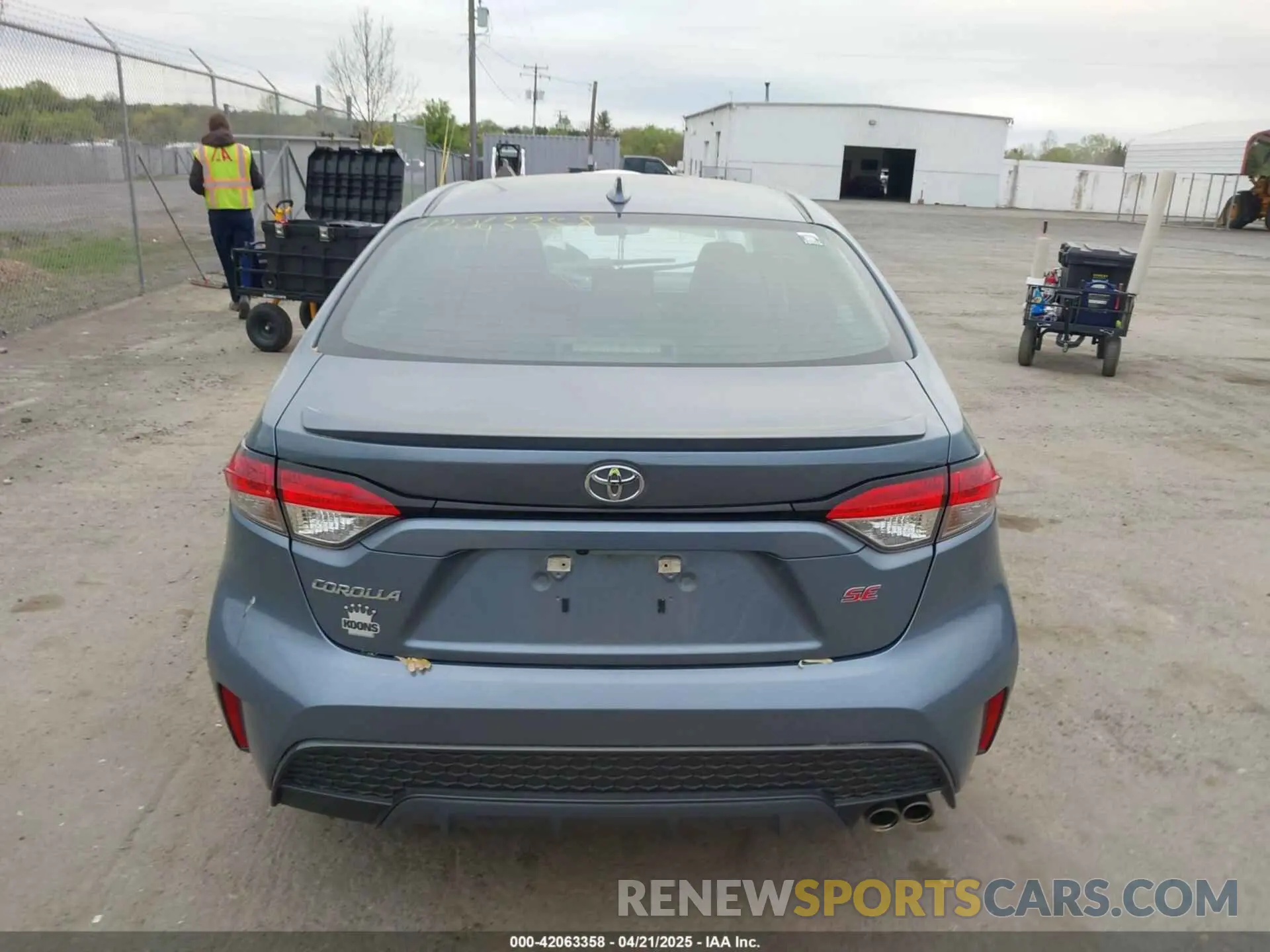 16 Фотография поврежденного автомобиля 5YFS4RCE5LP056583 TOYOTA COROLLA 2020