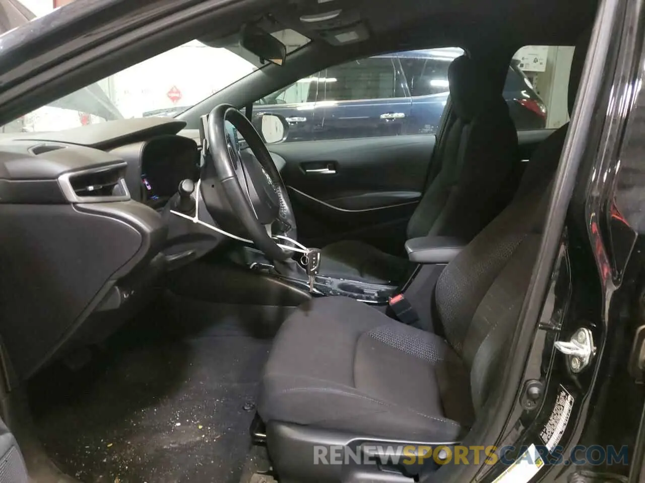 7 Photograph of a damaged car 5YFS4RCE6LP007652 TOYOTA COROLLA 2020