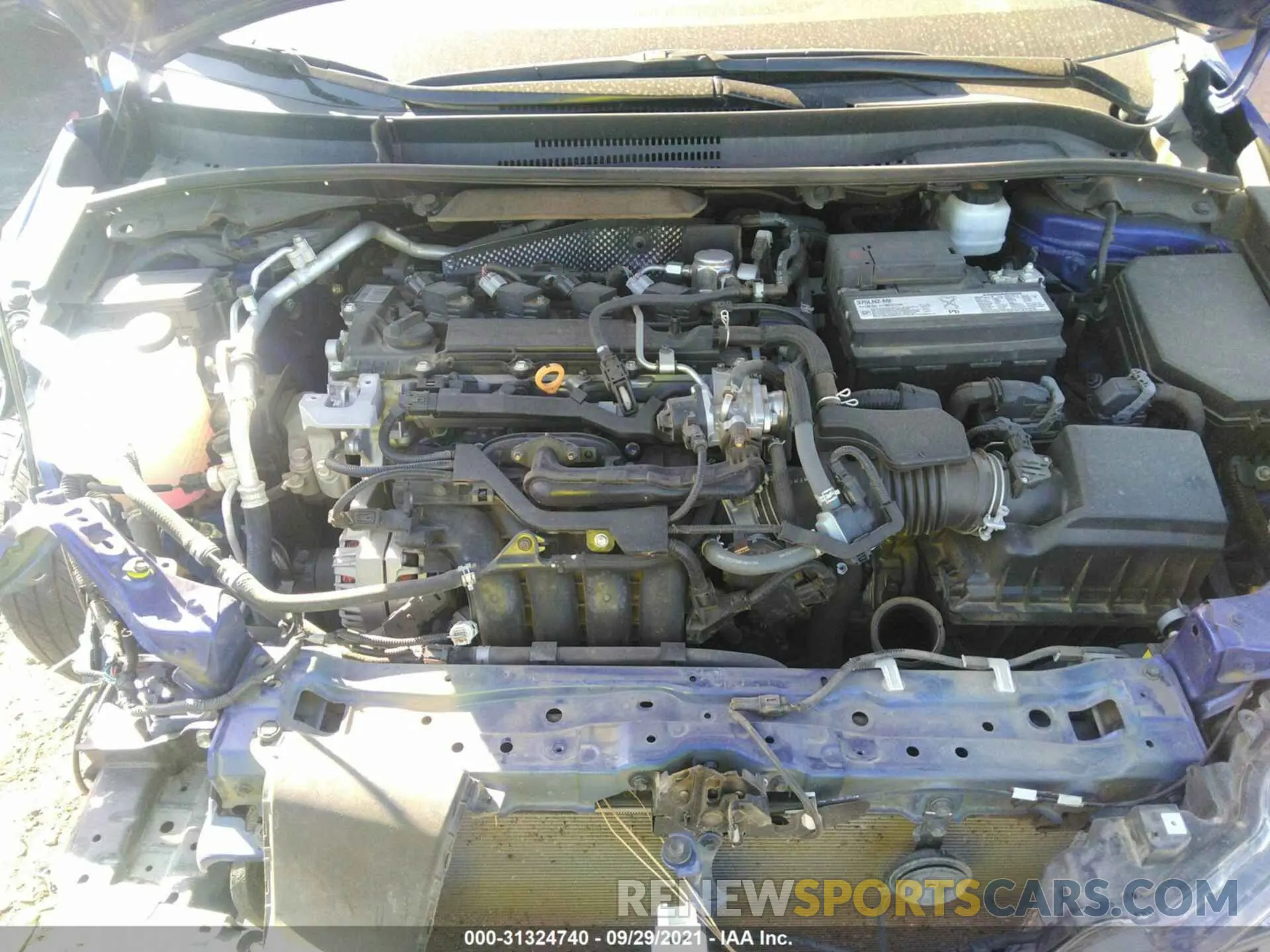 10 Photograph of a damaged car 5YFS4RCE6LP015086 TOYOTA COROLLA 2020