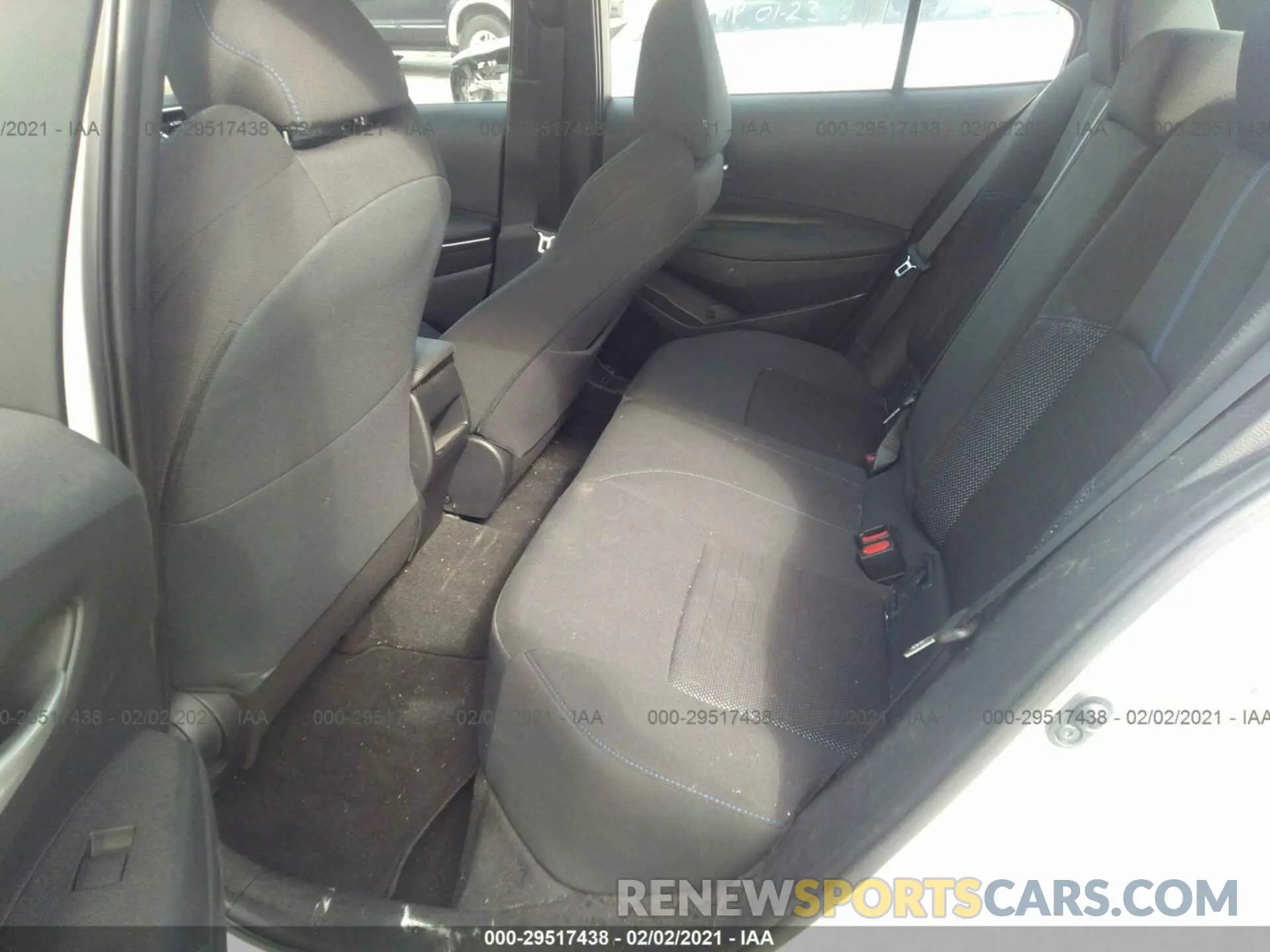8 Photograph of a damaged car 5YFS4RCE6LP028209 TOYOTA COROLLA 2020