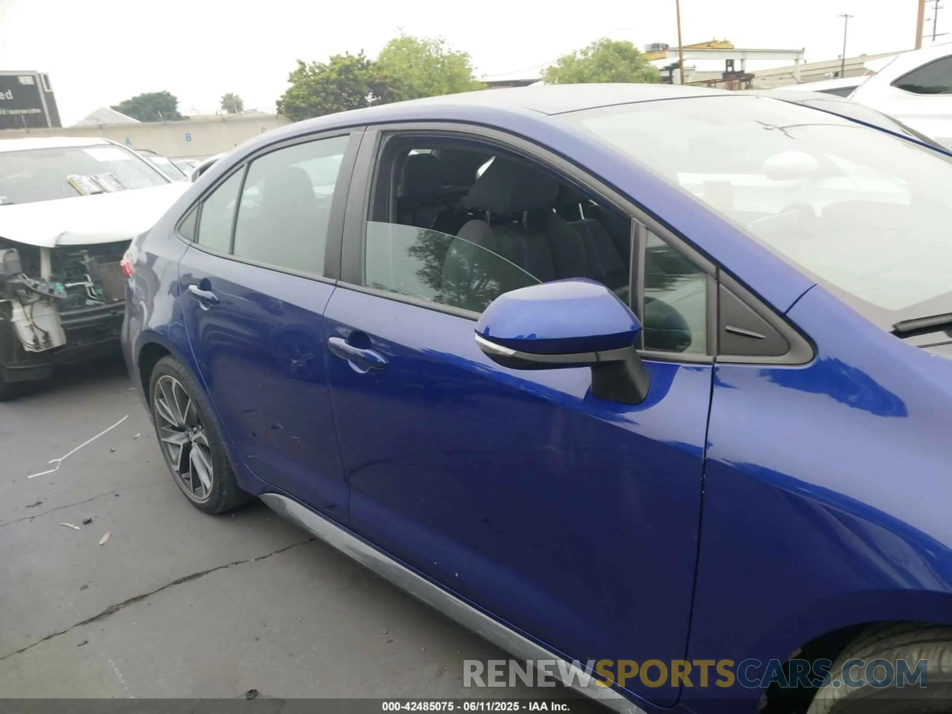 14 Photograph of a damaged car 5YFS4RCE6LP036648 TOYOTA COROLLA 2020