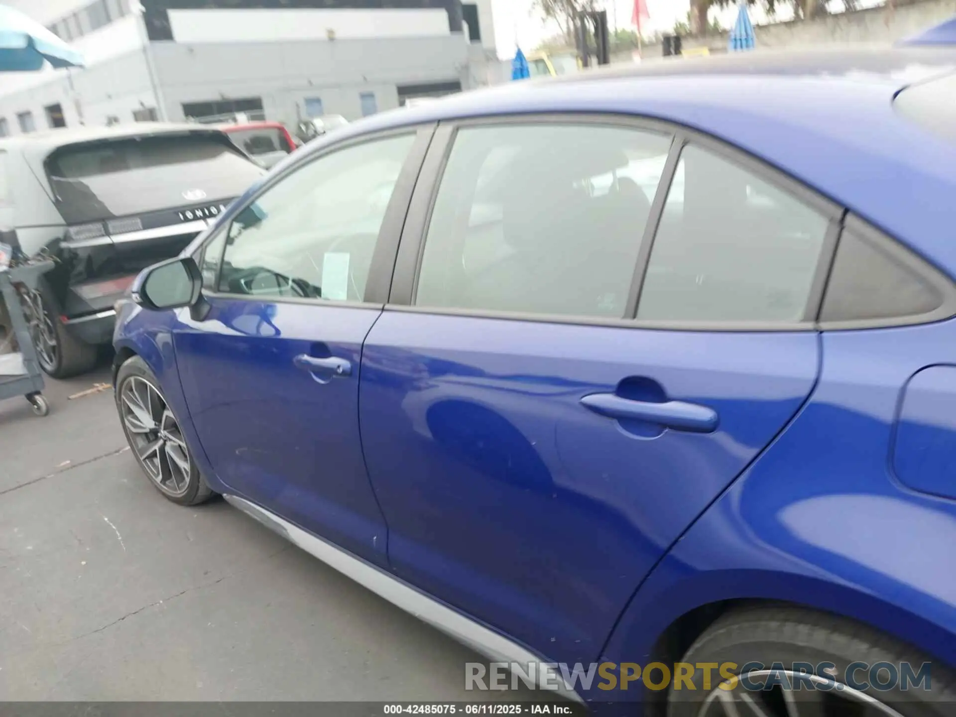 15 Photograph of a damaged car 5YFS4RCE6LP036648 TOYOTA COROLLA 2020