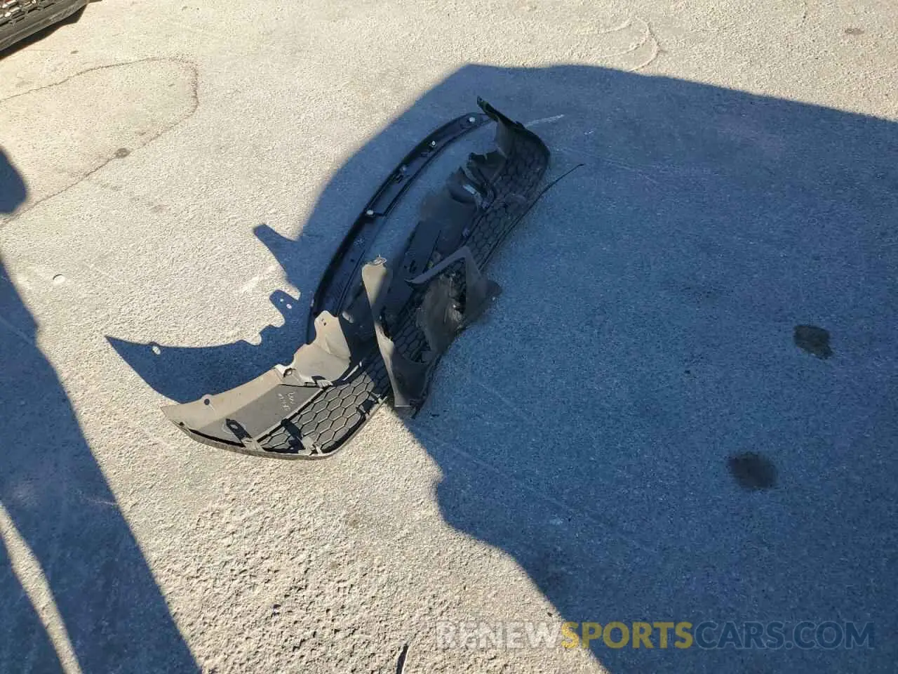 12 Фотография поврежденного автомобиля 5YFS4RCE6LP046077 TOYOTA COROLLA 2020