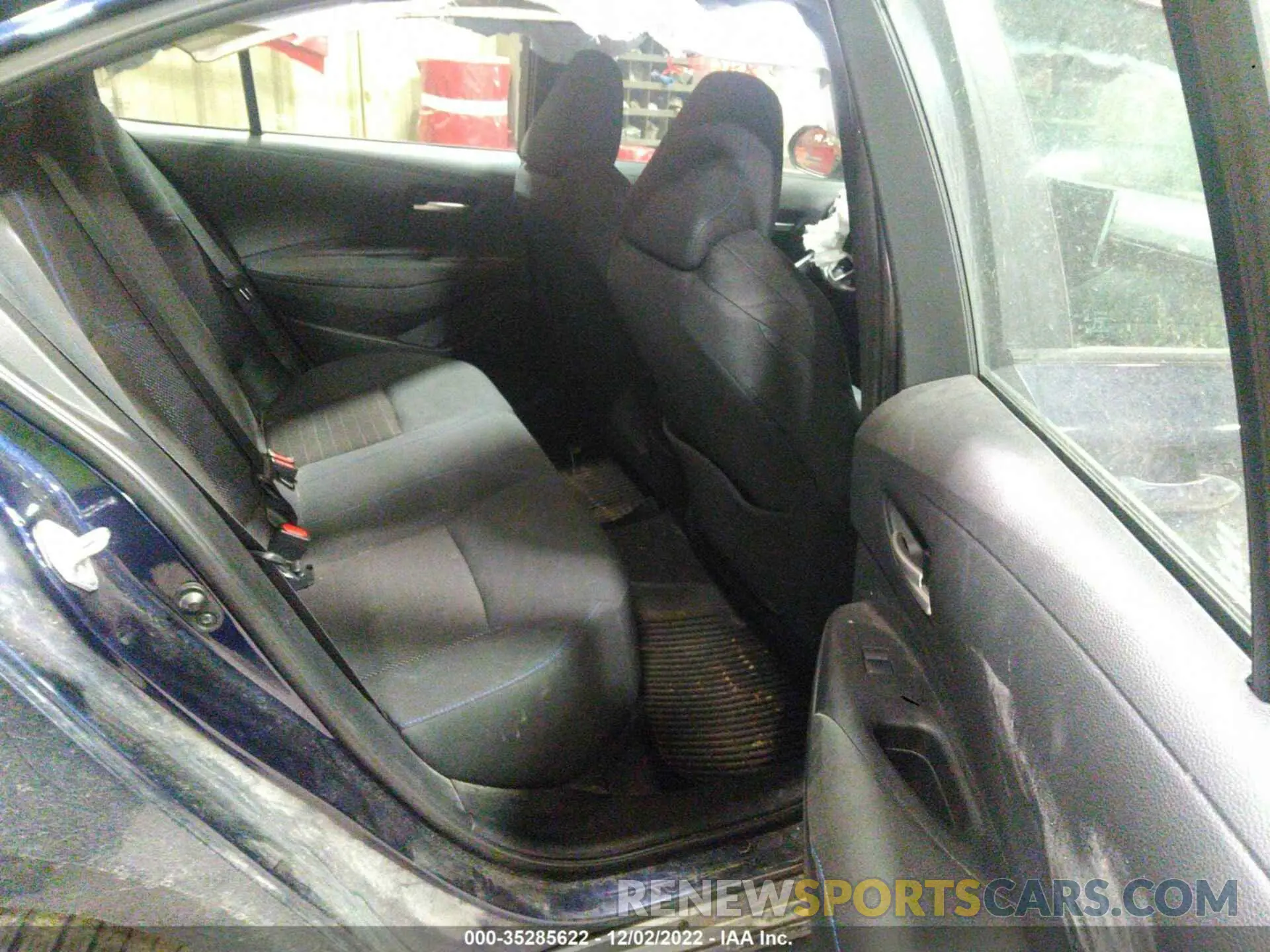 8 Photograph of a damaged car 5YFS4RCE7LP007921 TOYOTA COROLLA 2020