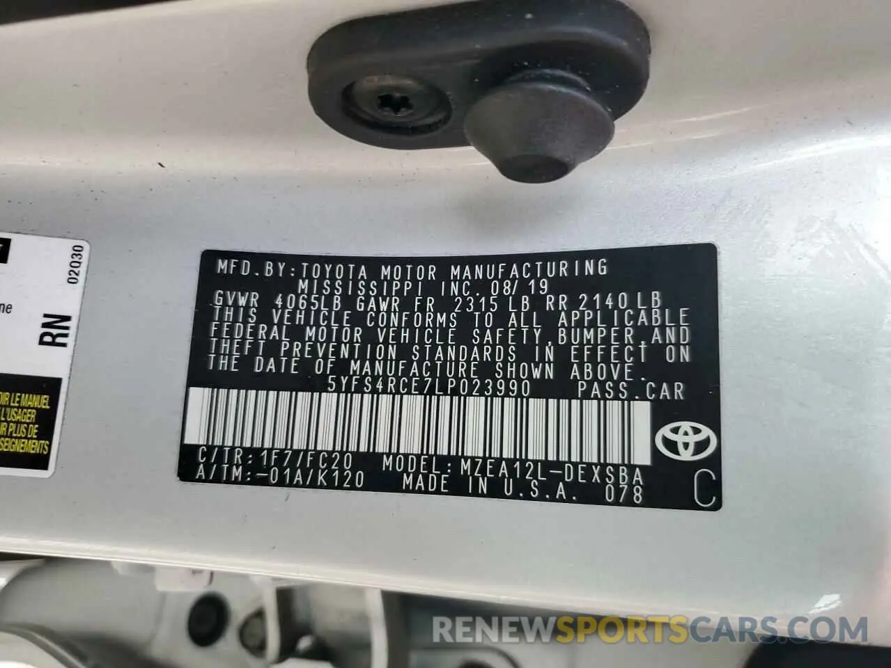14 Photograph of a damaged car 5YFS4RCE7LP023990 TOYOTA COROLLA 2020
