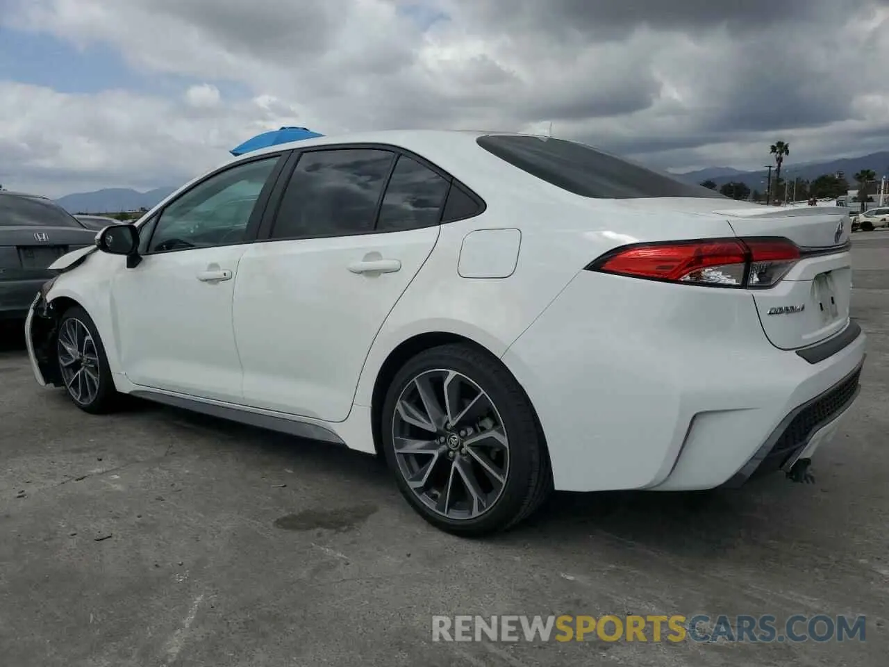 2 Photograph of a damaged car 5YFS4RCE7LP027778 TOYOTA COROLLA 2020