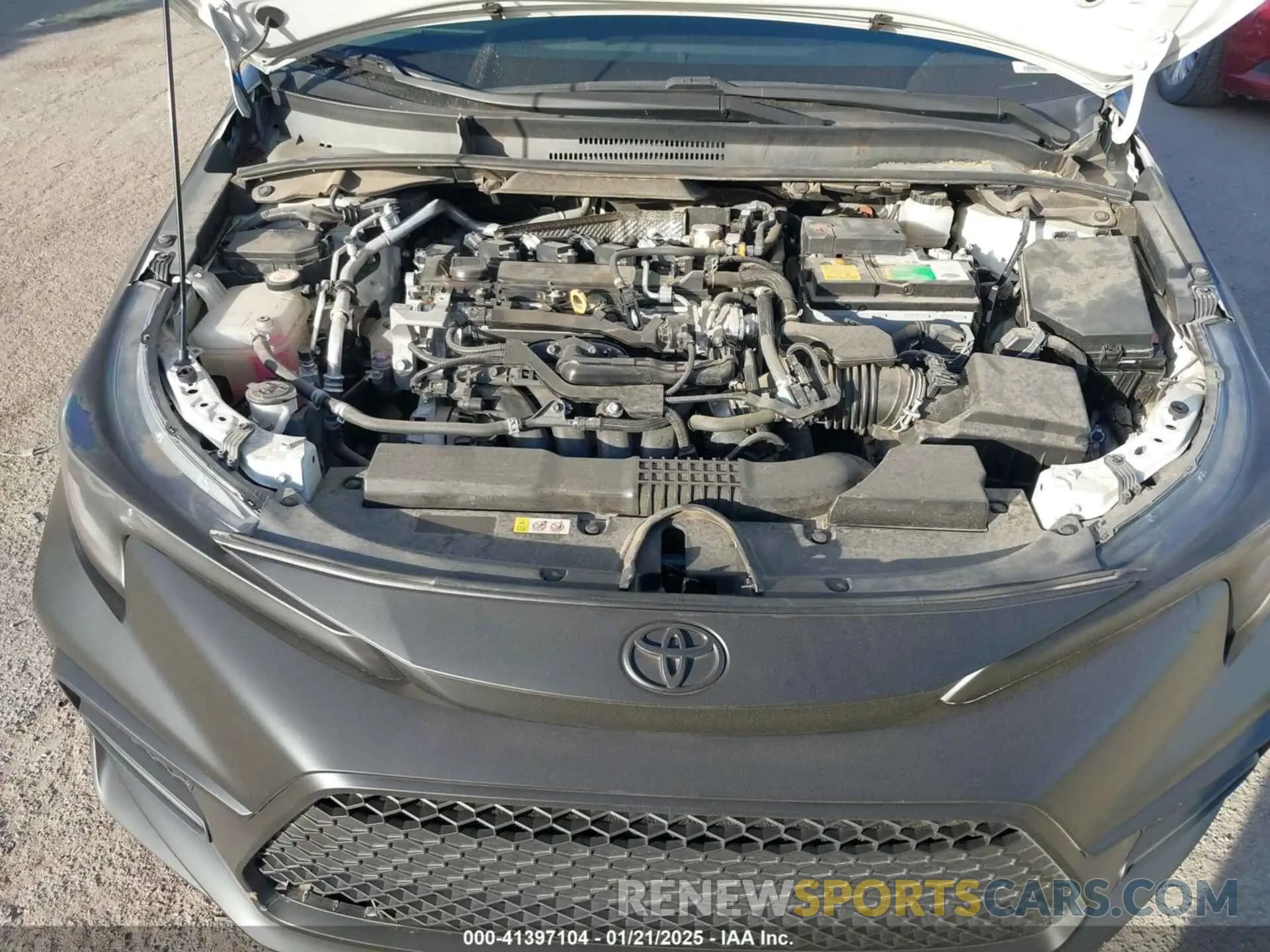 10 Photograph of a damaged car 5YFS4RCE7LP049411 TOYOTA COROLLA 2020