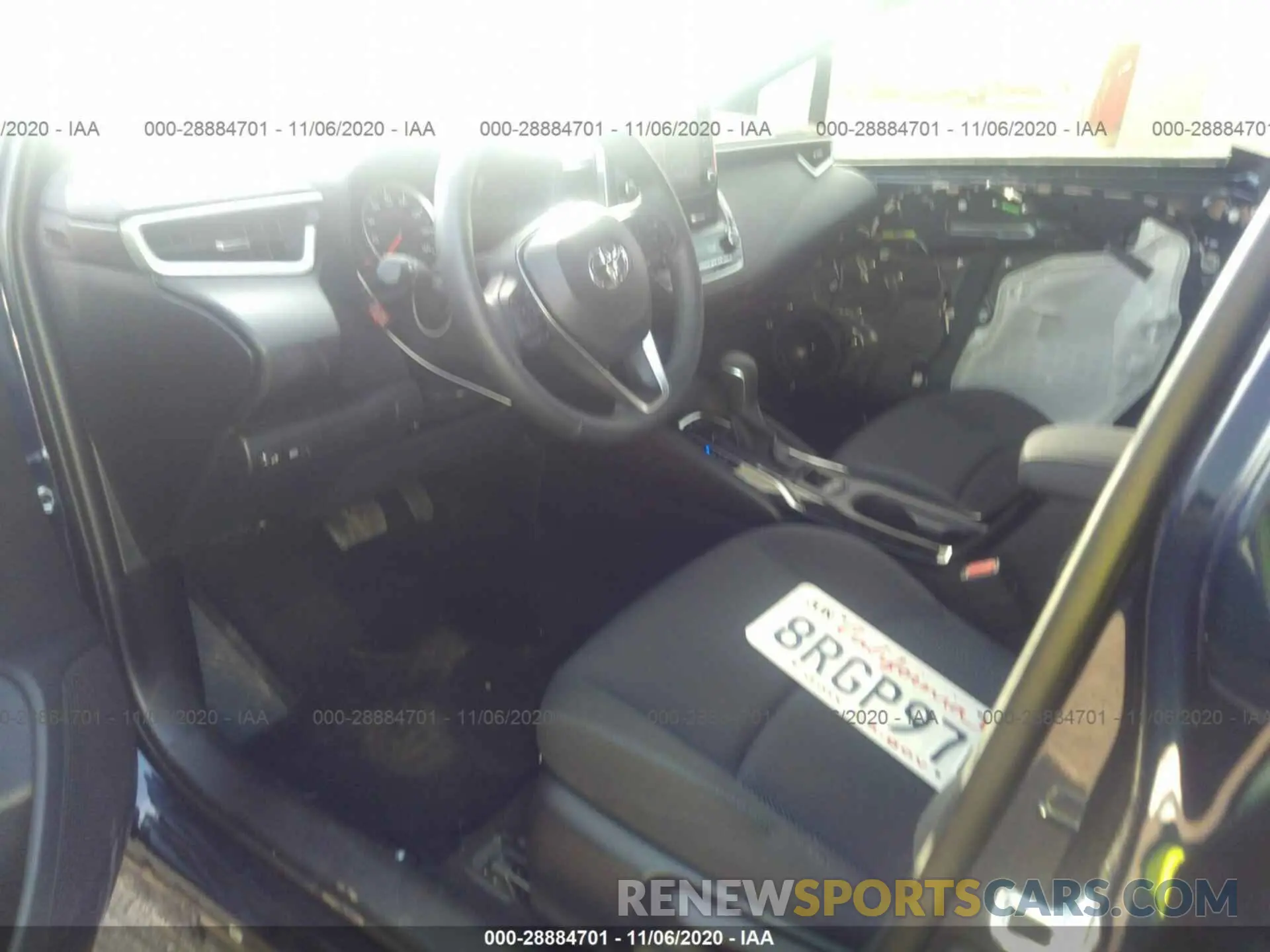 5 Photograph of a damaged car 5YFS4RCE7LP049604 TOYOTA COROLLA 2020