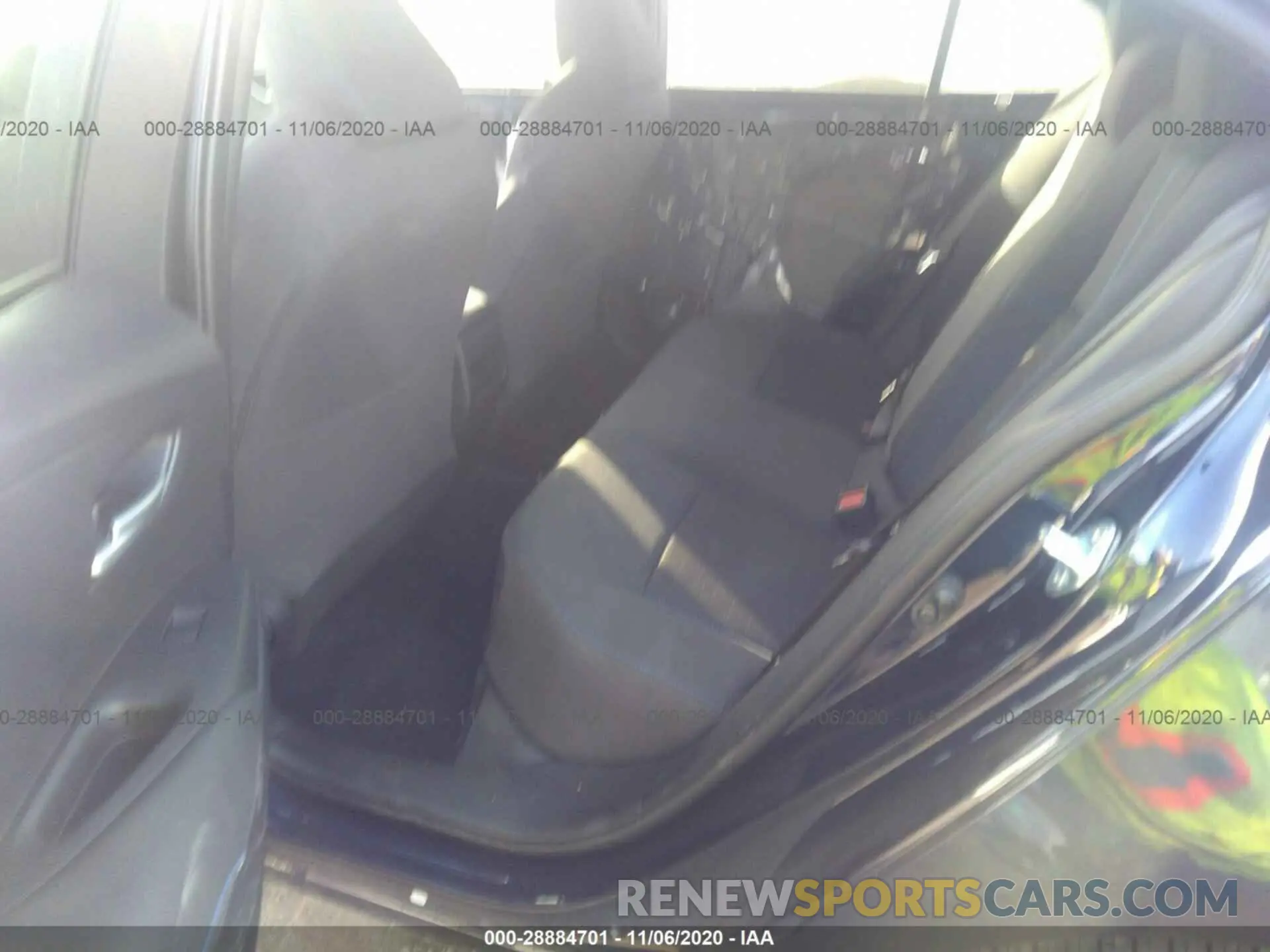 8 Photograph of a damaged car 5YFS4RCE7LP049604 TOYOTA COROLLA 2020