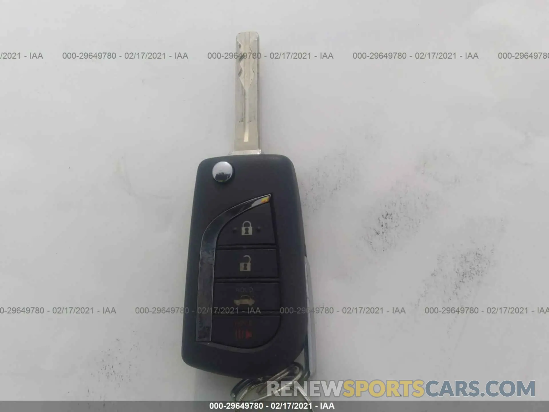 11 Photograph of a damaged car 5YFS4RCE7LP055192 TOYOTA COROLLA 2020
