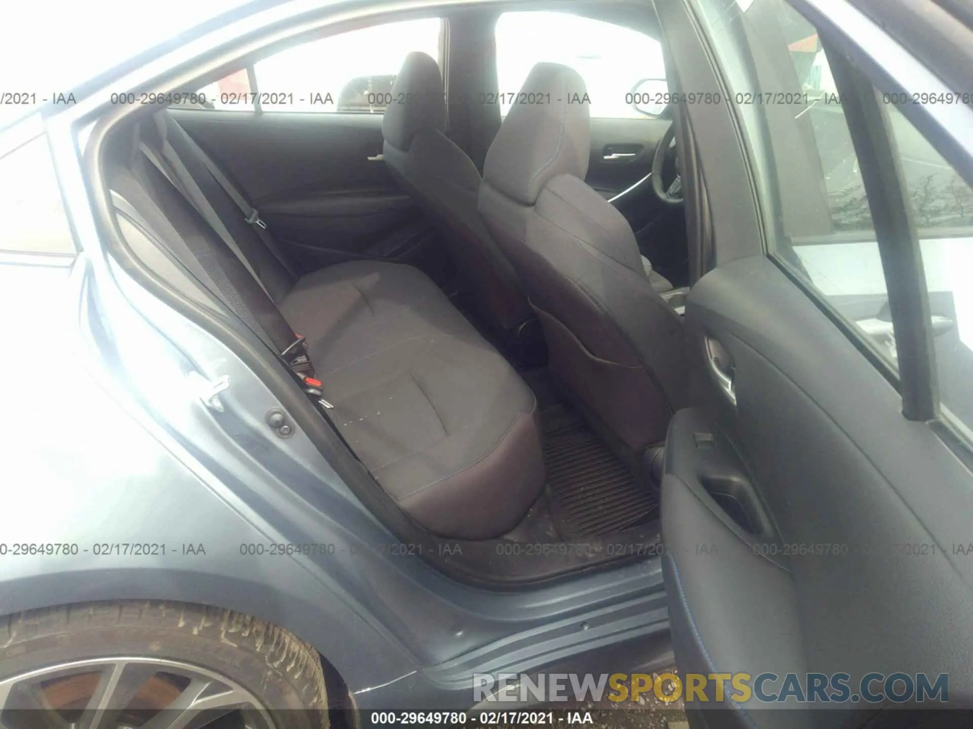 8 Photograph of a damaged car 5YFS4RCE7LP055192 TOYOTA COROLLA 2020