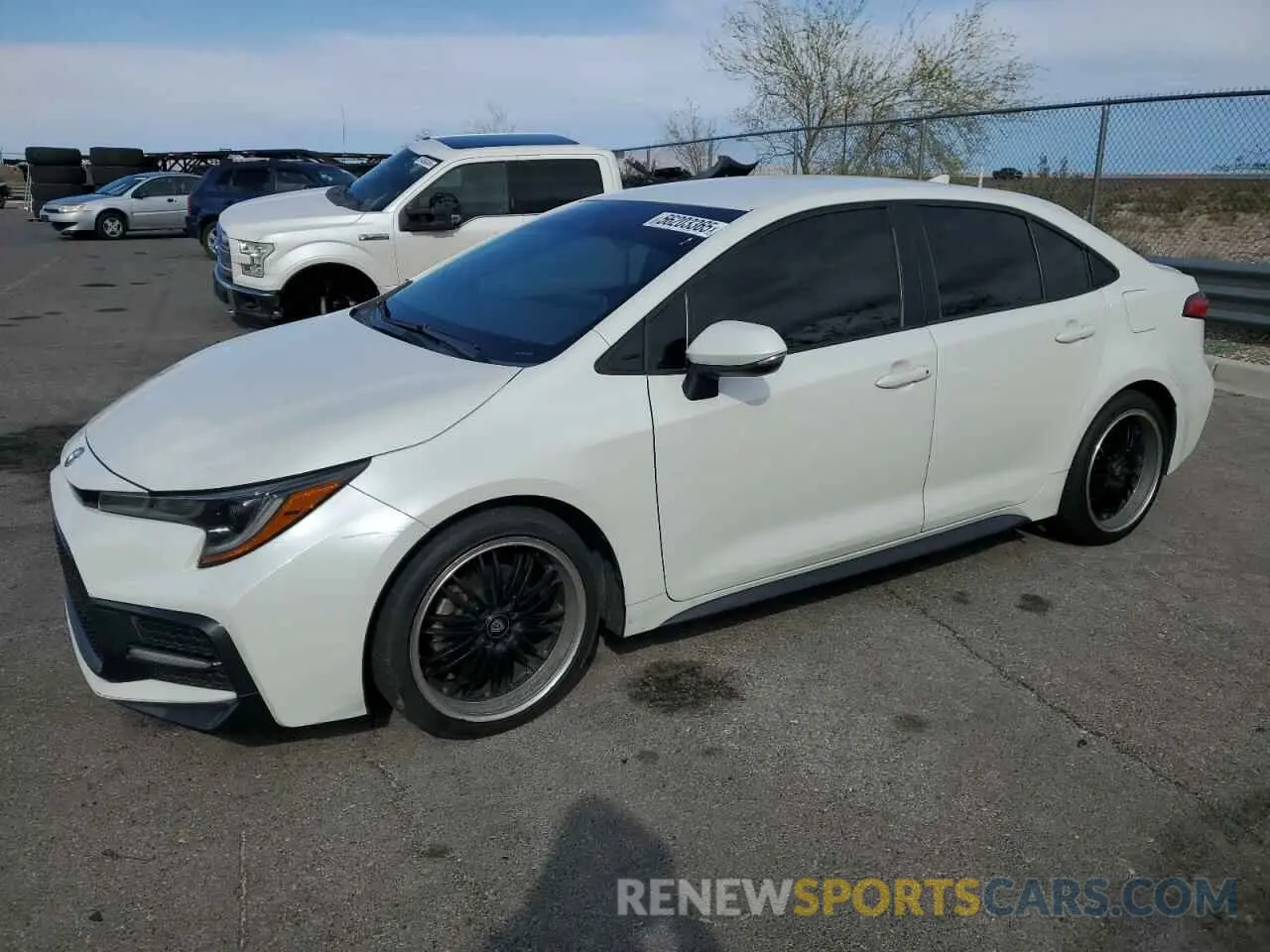 1 Фотография поврежденного автомобиля 5YFS4RCE7LP055502 TOYOTA COROLLA 2020