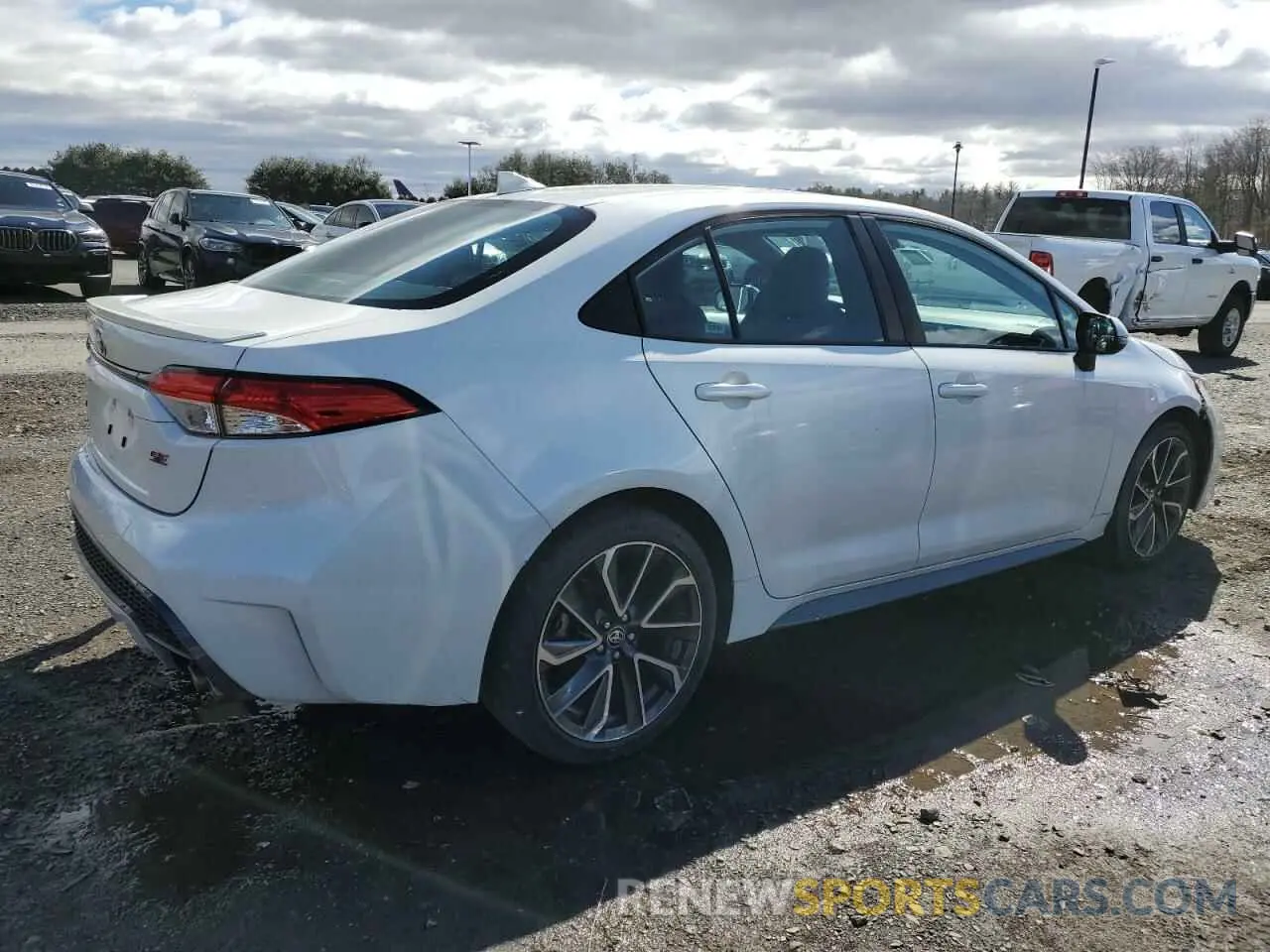 3 Фотография поврежденного автомобиля 5YFS4RCE8LP012495 TOYOTA COROLLA 2020