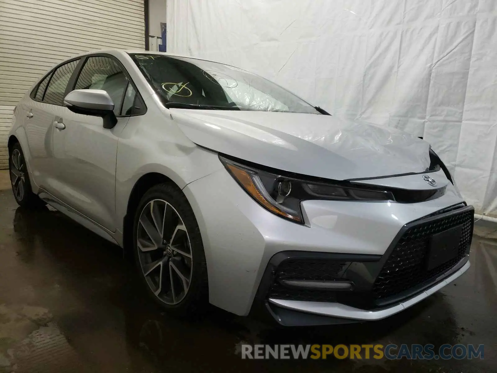 1 Photograph of a damaged car 5YFS4RCE8LP013159 TOYOTA COROLLA 2020