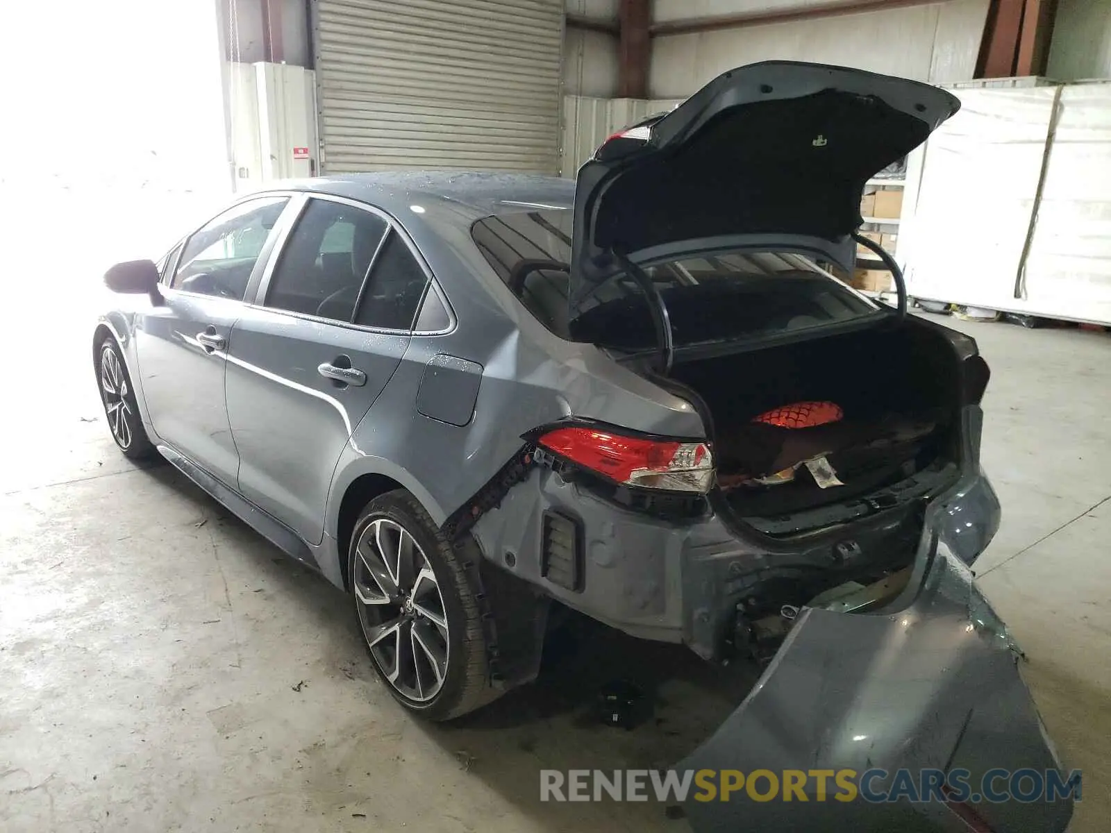3 Photograph of a damaged car 5YFS4RCE8LP031757 TOYOTA COROLLA 2020