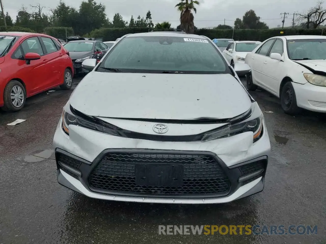 5 Photograph of a damaged car 5YFS4RCE8LP043925 TOYOTA COROLLA 2020