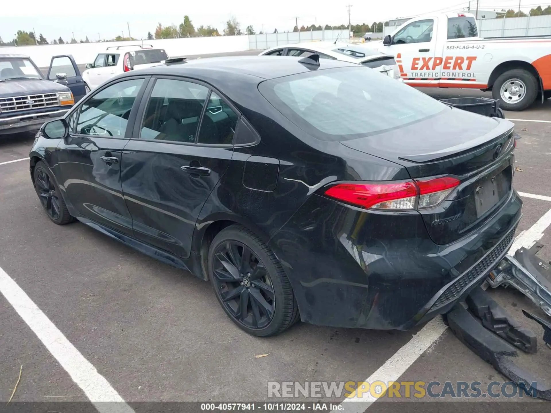 3 Photograph of a damaged car 5YFS4RCE8LP048557 TOYOTA COROLLA 2020