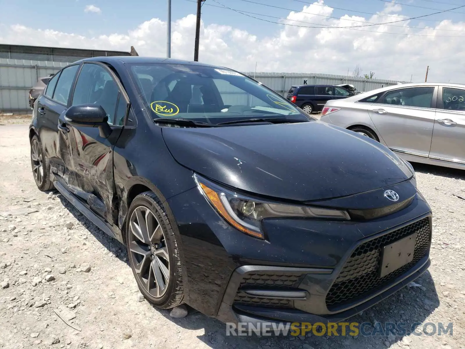 1 Photograph of a damaged car 5YFS4RCE9LP028673 TOYOTA COROLLA 2020