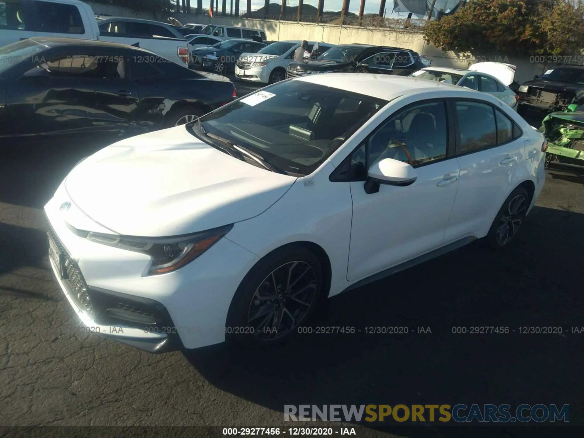 2 Photograph of a damaged car 5YFS4RCE9LP029712 TOYOTA COROLLA 2020