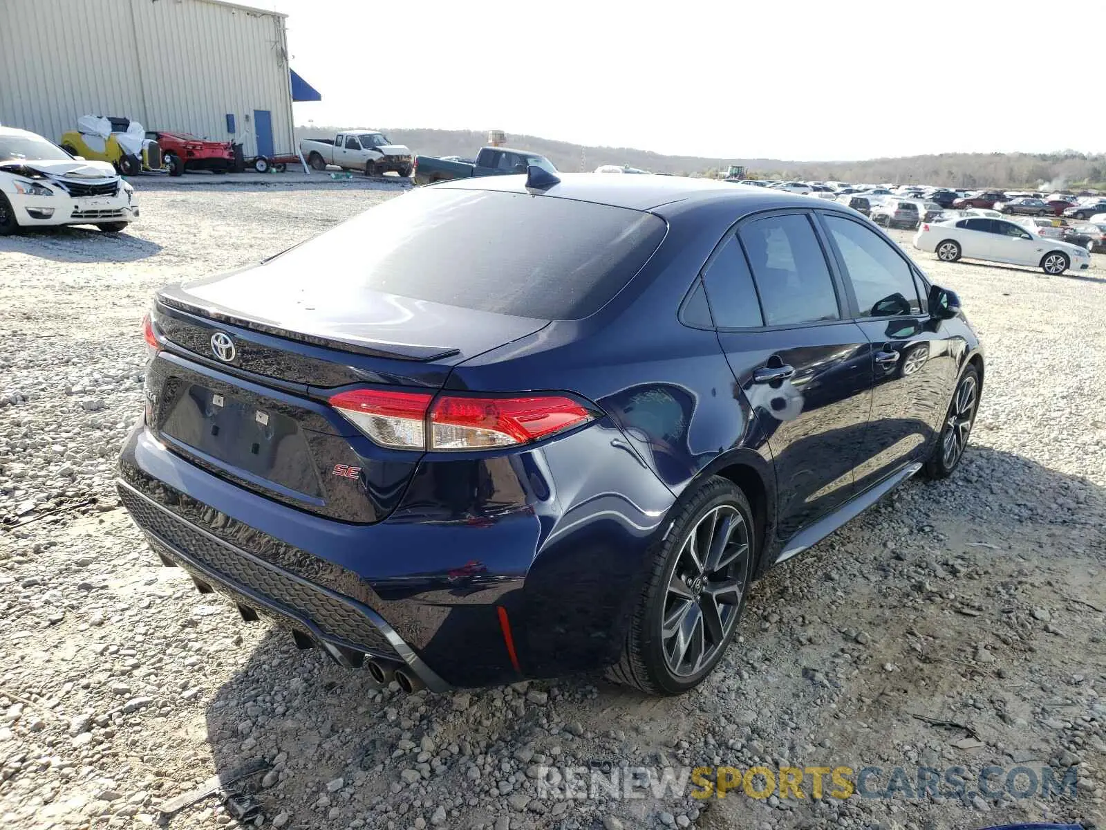 4 Photograph of a damaged car 5YFS4RCE9LP032786 TOYOTA COROLLA 2020