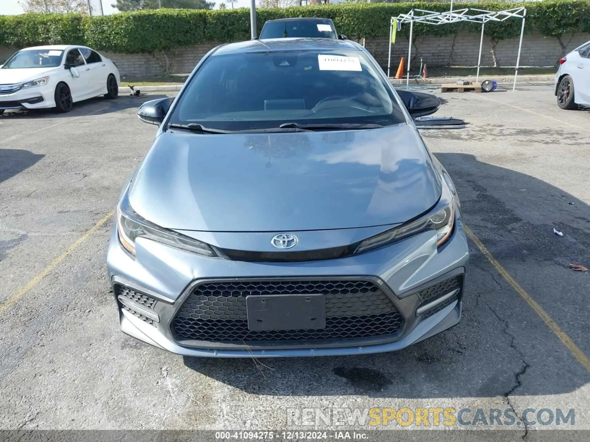 13 Photograph of a damaged car 5YFS4RCE9LP042394 TOYOTA COROLLA 2020